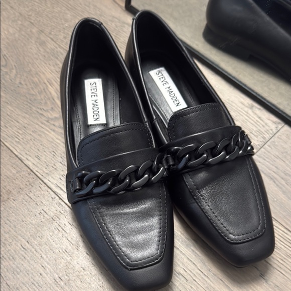Steve Madden Black Men's Loafers - Picture 6 of 6